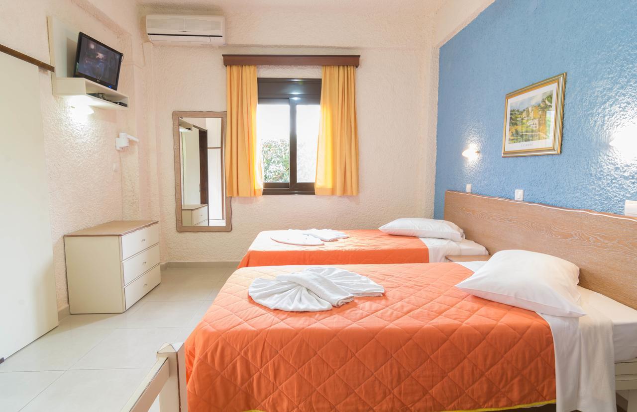 Lito Apartments Paleochora Bagian luar foto
