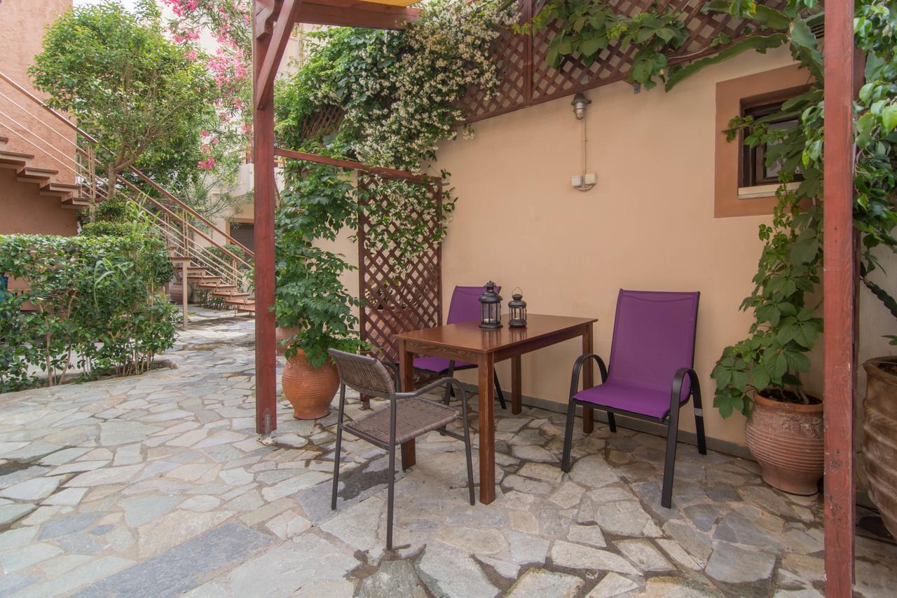 Lito Apartments Paleochora Bagian luar foto