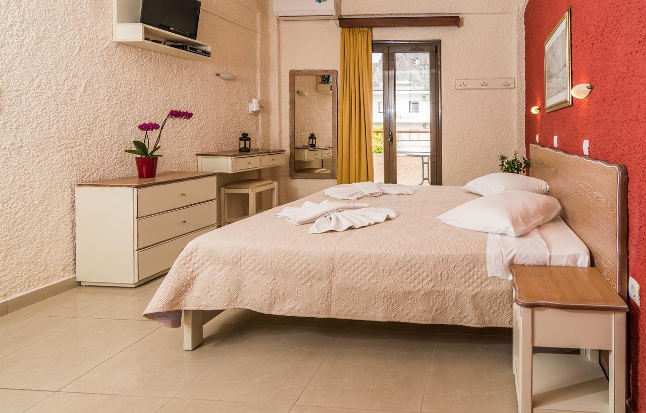 Lito Apartments Paleochora Bagian luar foto