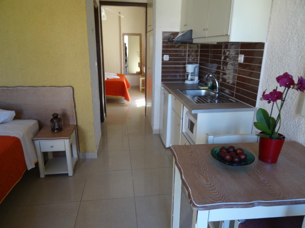 Lito Apartments Paleochora Bagian luar foto